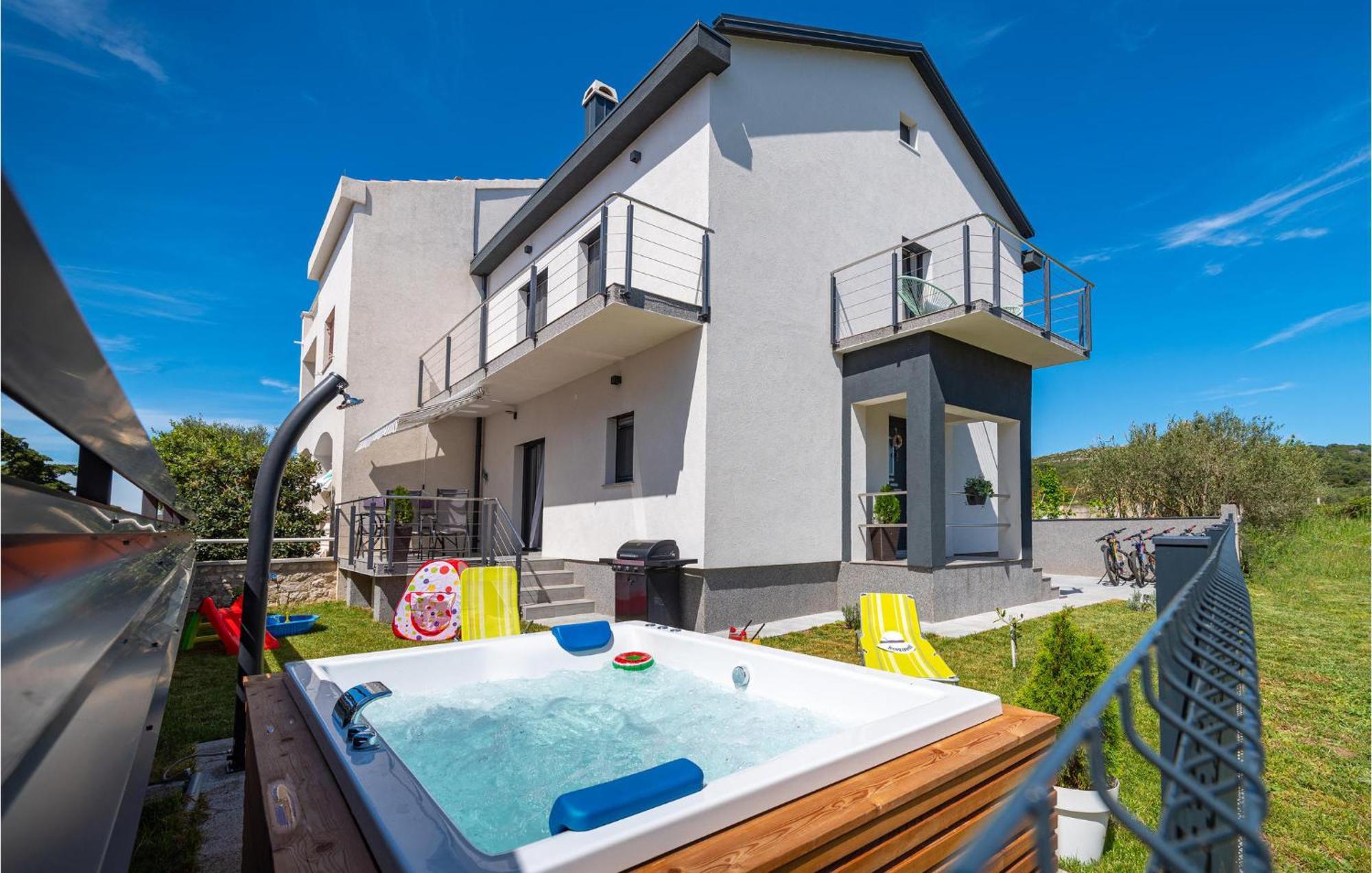 Cozy In With Jacuzzi * Turanj